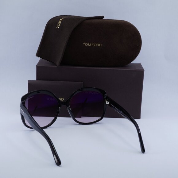 Tom Ford Chiara-02 FT0919 01B Butterfly Sunglasses - Black/Grey Gradient main image 4